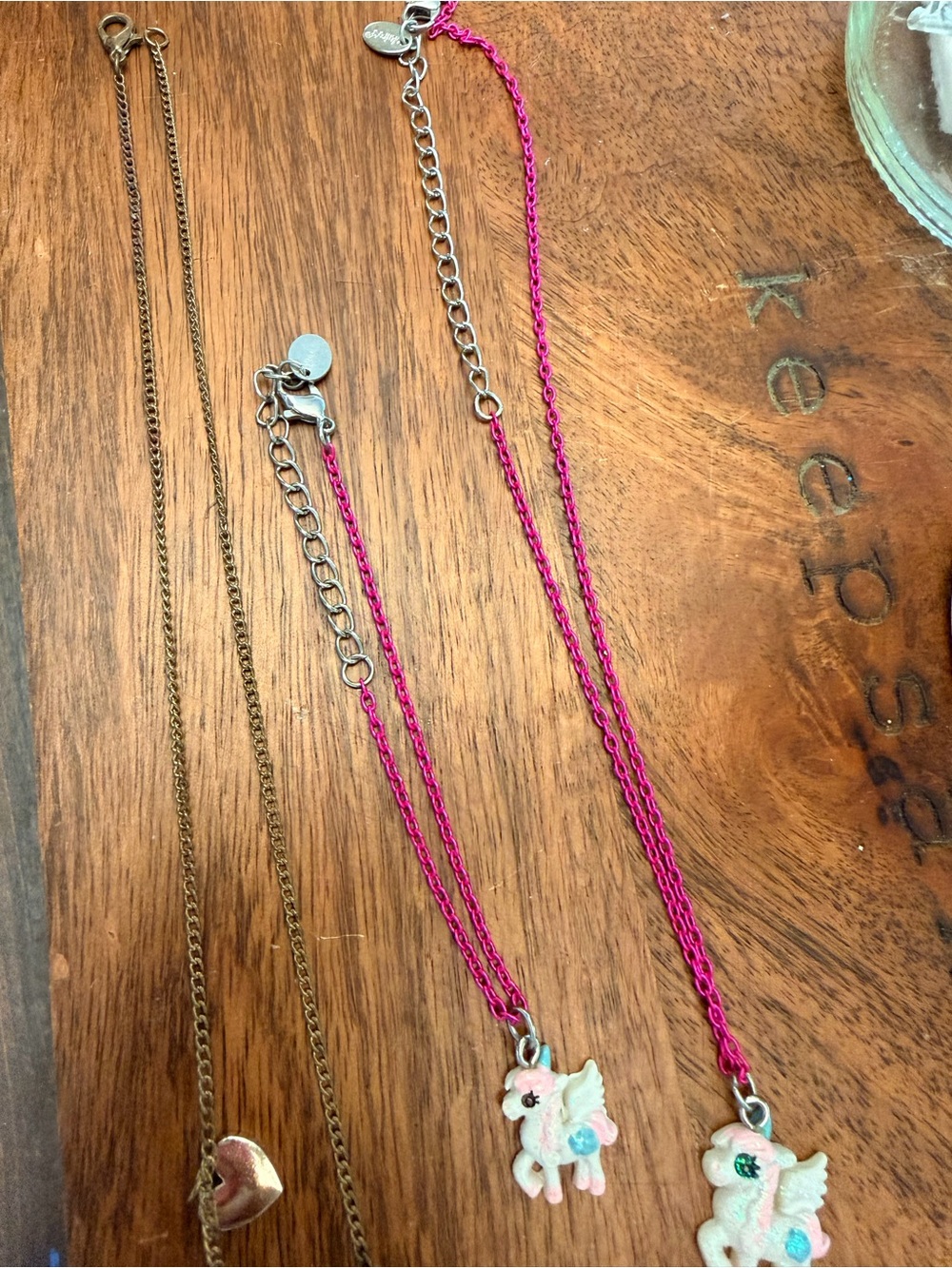 🦄 Vintage Claire’s Y2K Kids Unicorn & Pegasus Jewelry Lot (4 Pieces) - Picture 6 of 9